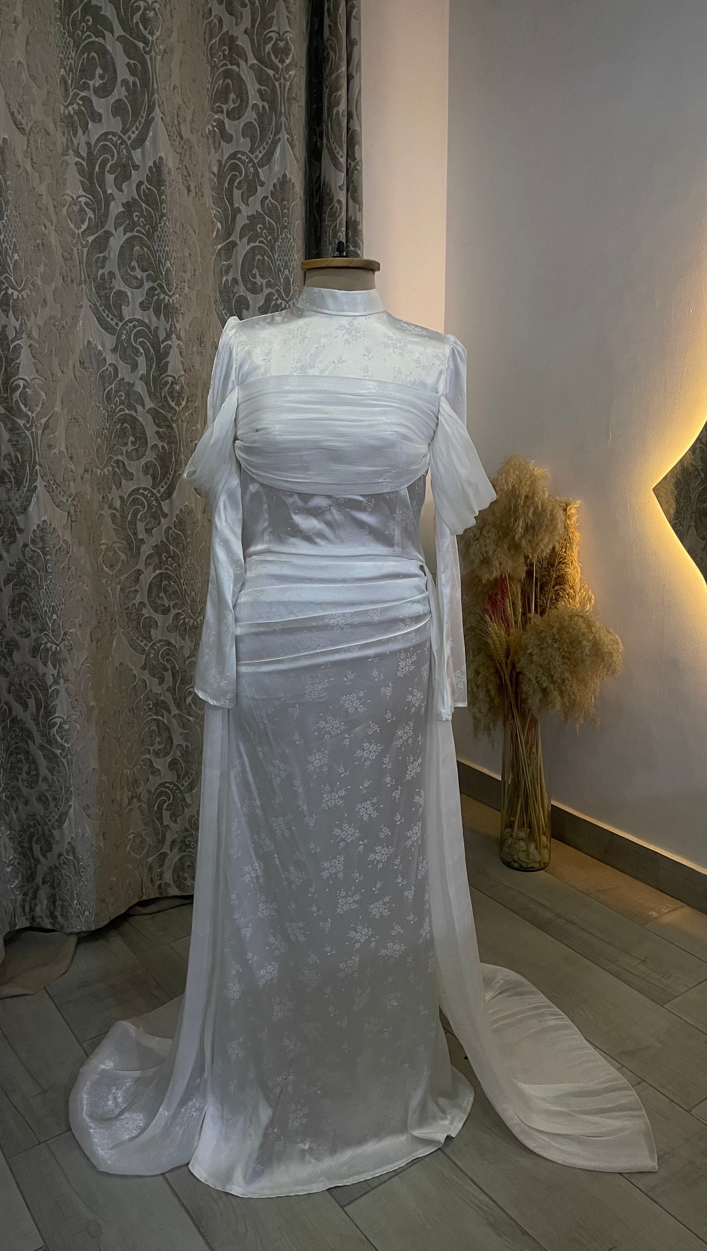 Dalia (داليا) – White Satin Bridal dress