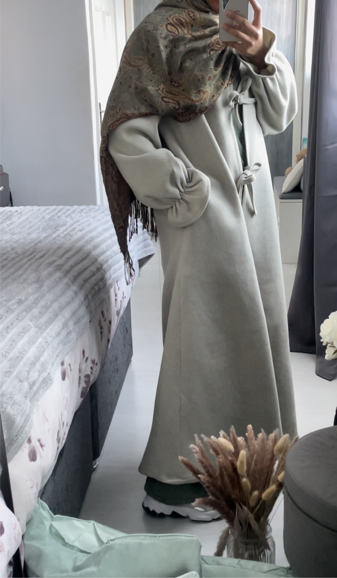 Abaya coat sage green (LIMITED)