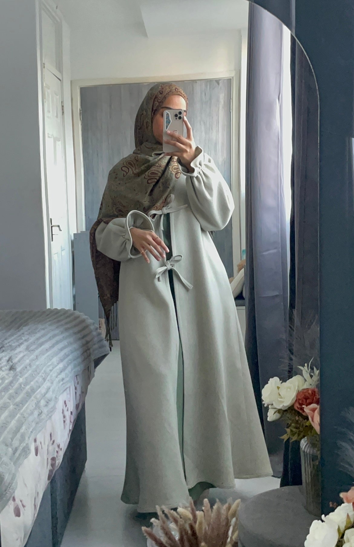 Abaya coat sage green (LIMITED)